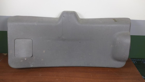 GUARNECIDO PORTON TRASERO JEEP CHEROKEE (KJ) 