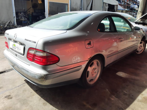  MERCEDES-BENZ CLK (BM 208) COUPE 