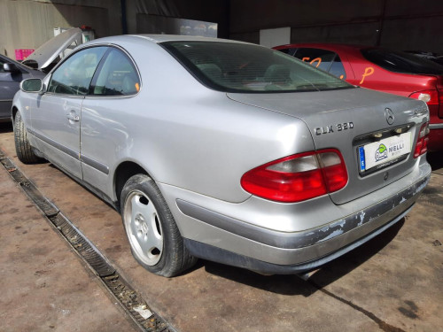  MERCEDES-BENZ CLK (BM 208) COUPE 