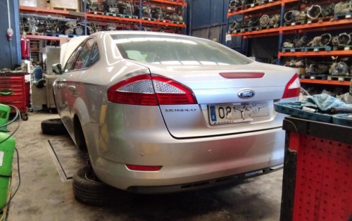  FORD MONDEO BERLINA (CA2) 