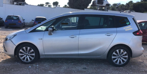 OPEL ZAFIRA C TOURER — автомобиль-донор на запчасти 