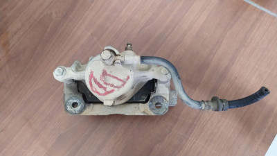 PINZA DE FRENO DELANTERA DERECHA