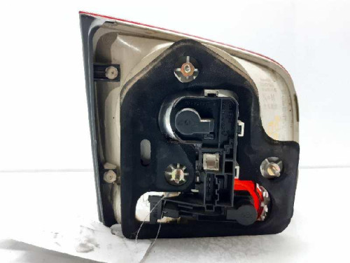  PILOTO TRASERO DERECHO INTERIOR VOLKSWAGEN TOUAREG (7LA) 