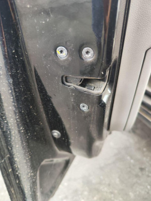 CERRADURA PUERTA DELANTERA IZQUIERDA