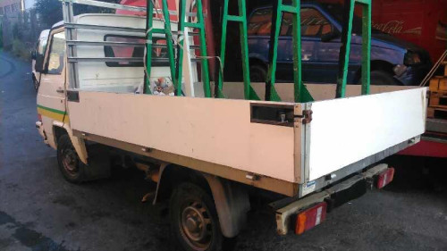  NISSAN TRADE 