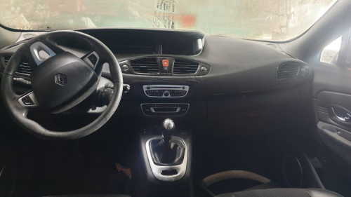 RENAULT SCENIC III (JZ) — Donor Vehicle for Used Parts 