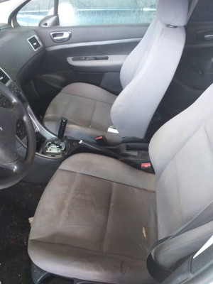 PEUGEOT 307 (S1)(04.2001)