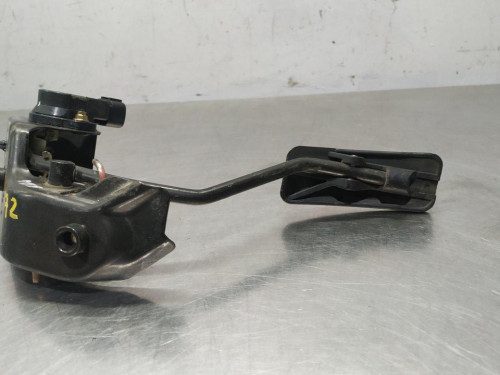  PEDAL ACELERADOR 