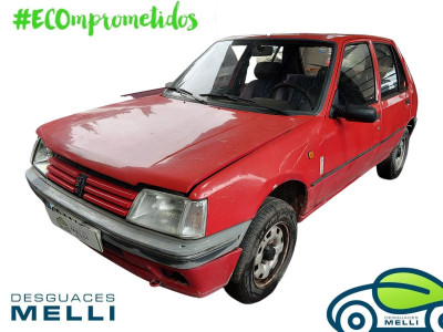 PEUGEOT 205 BERLINA