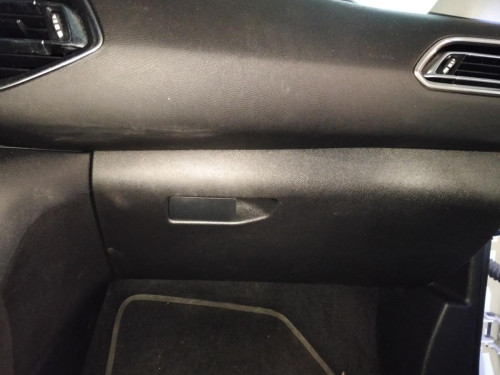 GUANTERA PEUGEOT 308 