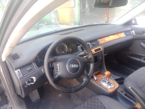  AUDI A6 BERLINA (4B2) 