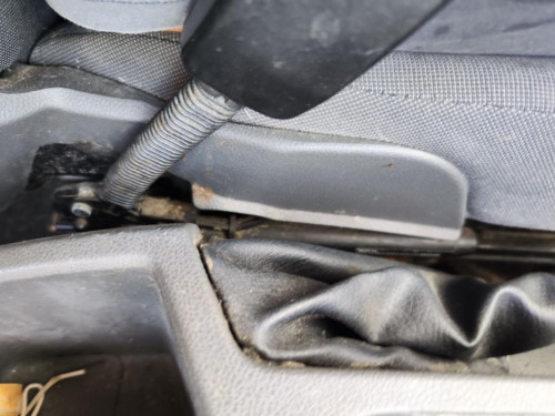 ENGANCHE CINTURON DELANTERO IZQUIERDO Ford FOCUS C-MAX (CAP)(2003) 