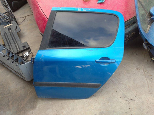 PUERTA TRASERA IZQUIERDA Peugeot 307 (S1)(04.2001) 