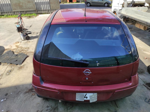OPEL CORSA C — автомобиль-донор на запчасти 