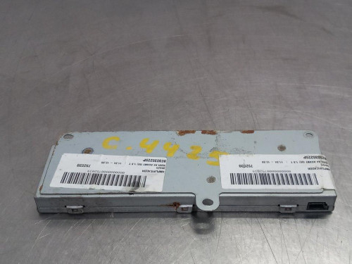  AMPLIFICADOR DE ANTENA AUDI A4 AVANT (8E) 