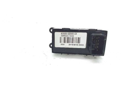 MANDO ELEVALUNAS TRASERO DERECHO, HYUNDAI, I40 (VF)