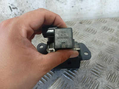 CERRADURA MALETERO / PORTON