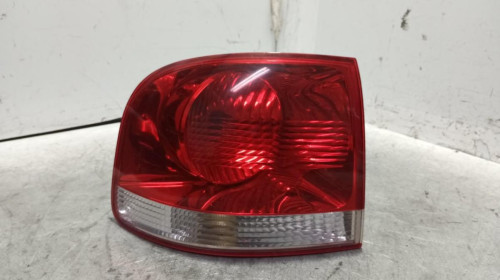 PILOTO TRASERO IZQUIERDO VOLKSWAGEN TOUAREG (7LA) 
