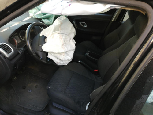 SKODA ROOMSTER (5J7) — vehículo donante para recambios 