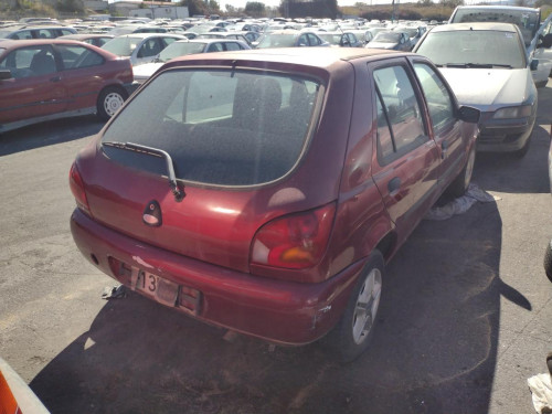  FORD FIESTA BERLINA (DX) 