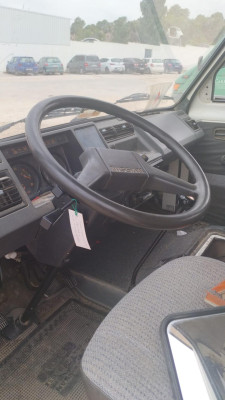 NISSAN TRADE