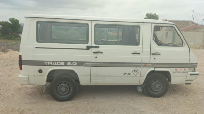 NISSAN TRADE
