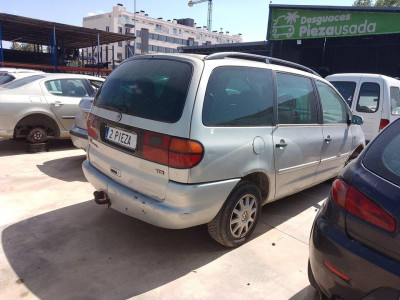 VOLKSWAGEN SHARAN (7M8)