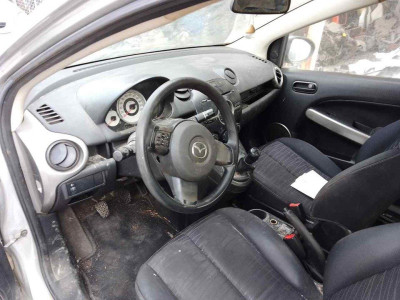 MAZDA 2 BERLINA (DE)