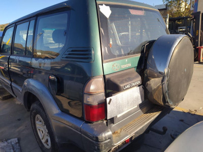 TOYOTA LAND CRUISER (J9)