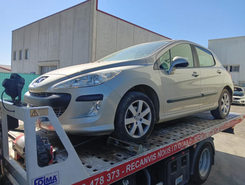 PEUGEOT 308 — vehículo donante para recambios 