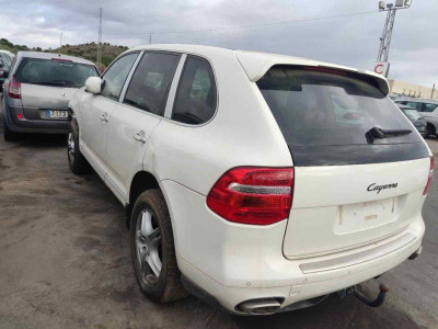 PORSCHE CAYENNE (TIPO 92A)