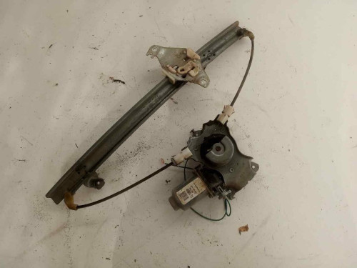ELEVALUNAS TRASERO IZQUIERDO NISSAN PRIMERA BERLINA (P12) 