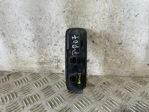 MANDO ELEVALUNAS DELANTERO IZQUIERDO 