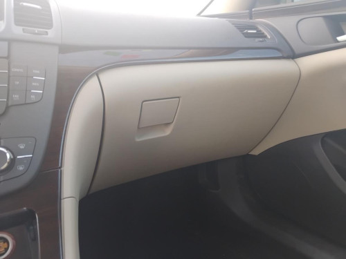 GUANTERA Opel Insignia Berlina (2008->) Opel Insignia Berlina (2008->) 