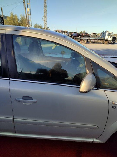 OPEL ZAFIRA B — vehículo donante para recambios 