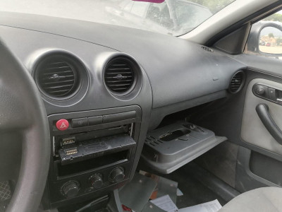 SEAT IBIZA (6L1)