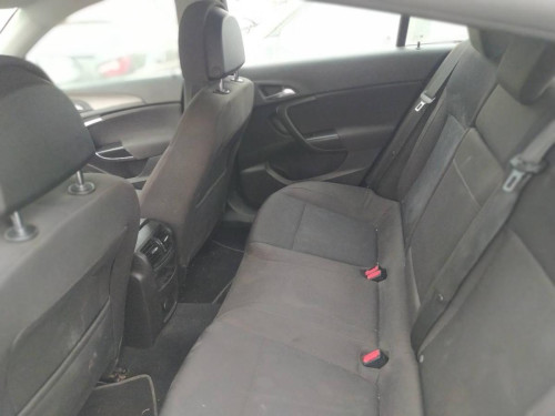  OPEL INSIGNIA BERLINA 