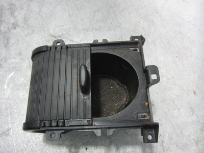 GUANTERA, TOYOTA, AVENSIS CROSS SPORT (T27)