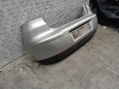 PARAGOLPES TRASERO