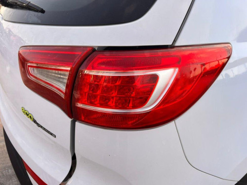  KIA SPORTAGE (SL) 