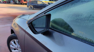SEAT LEON (5F1)