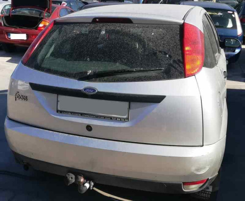  FORD FOCUS BERLINA (CAK) 