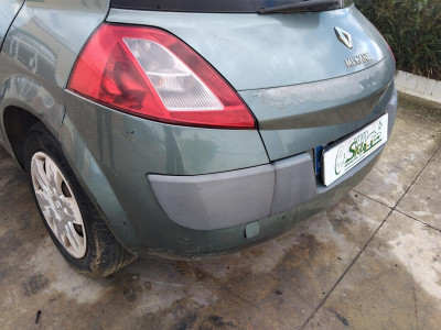 PARAGOLPES TRASERO Renault Megane II Berlina 5P (10.2002->)