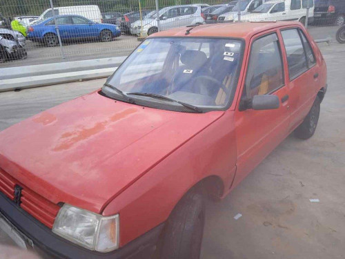  PEUGEOT 205 BERLINA 