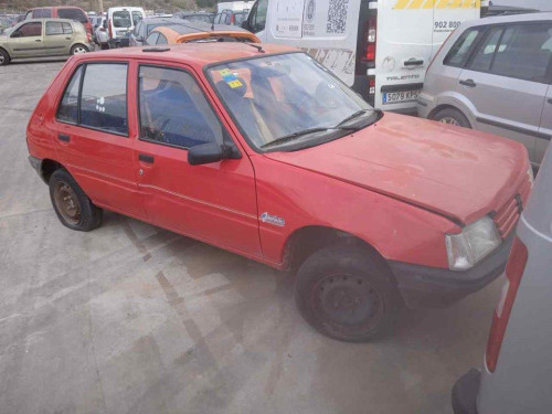  PEUGEOT 205 BERLINA 