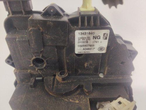 CERRADURA PUERTA DELANTERA DERECHA OPEL CORSA E 