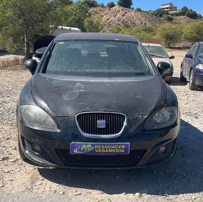 SEAT LEON (1P1)