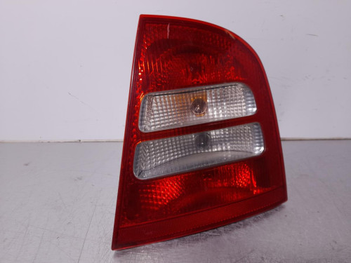  PILOTO TRASERO DERECHO Skoda OCTAVIA BERLINA (1U2) 