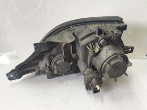 FARO DERECHO HYUNDAI TERRACAN (HP) 