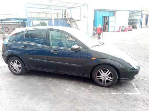  FORD FOCUS BERLINA (CAK) 